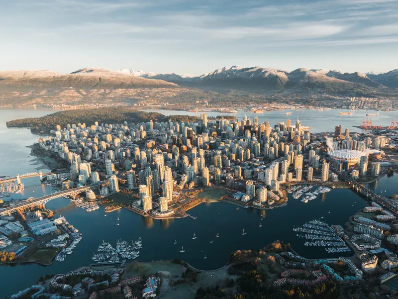 Scenic Vancouver © Destination BC / Thomas Hill