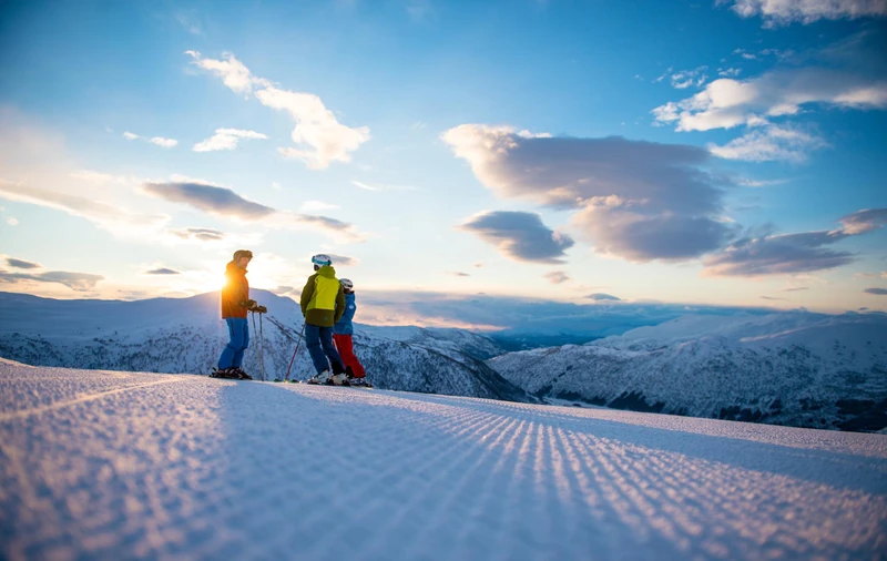 66ec1a15dfc50 Sunset Chat Myrkdalen Ski School Sverre F Hjrnevik