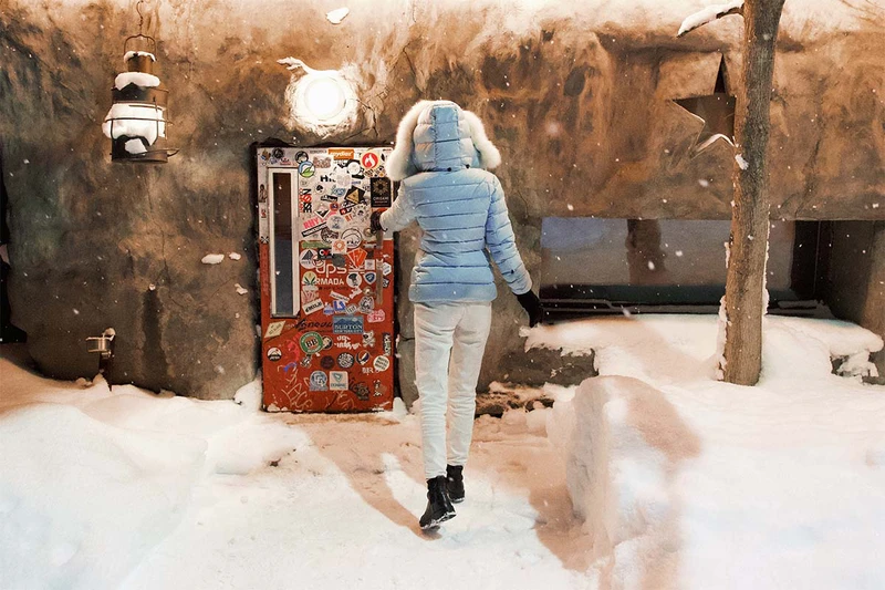 670d13504ddda Bar Gyu Hirafu Village Niseko Tourism