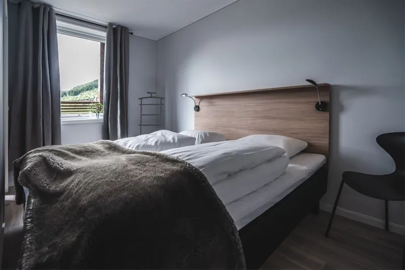 670d1fe6097f4 Kamben 2 Bedroom Hotel Apartment bedroom