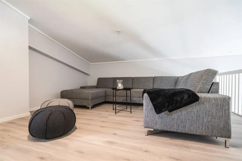 670d3bb9834f4 Kamben 3 Bedroom Hotel Apartment Lounge in the Loft