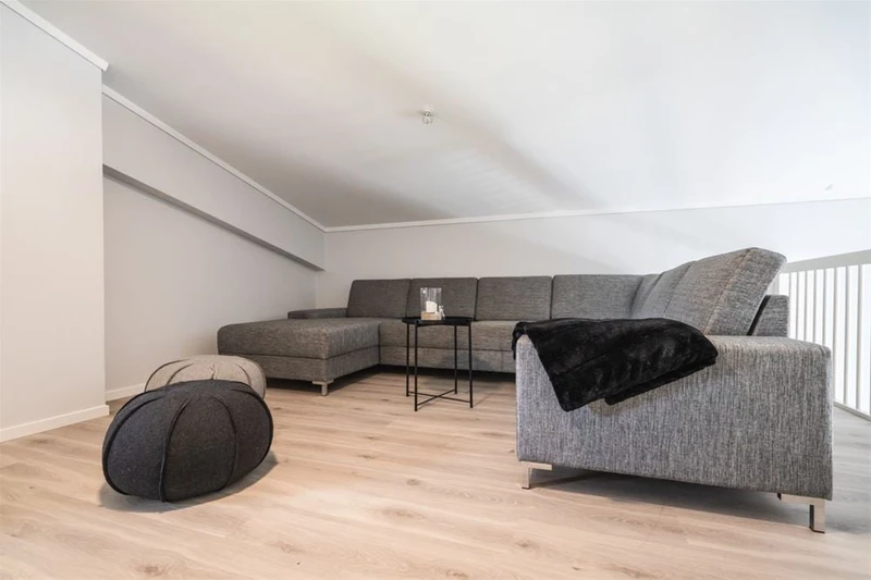 670d3bb9834f4 Kamben 3 Bedroom Hotel Apartment Lounge in the Loft