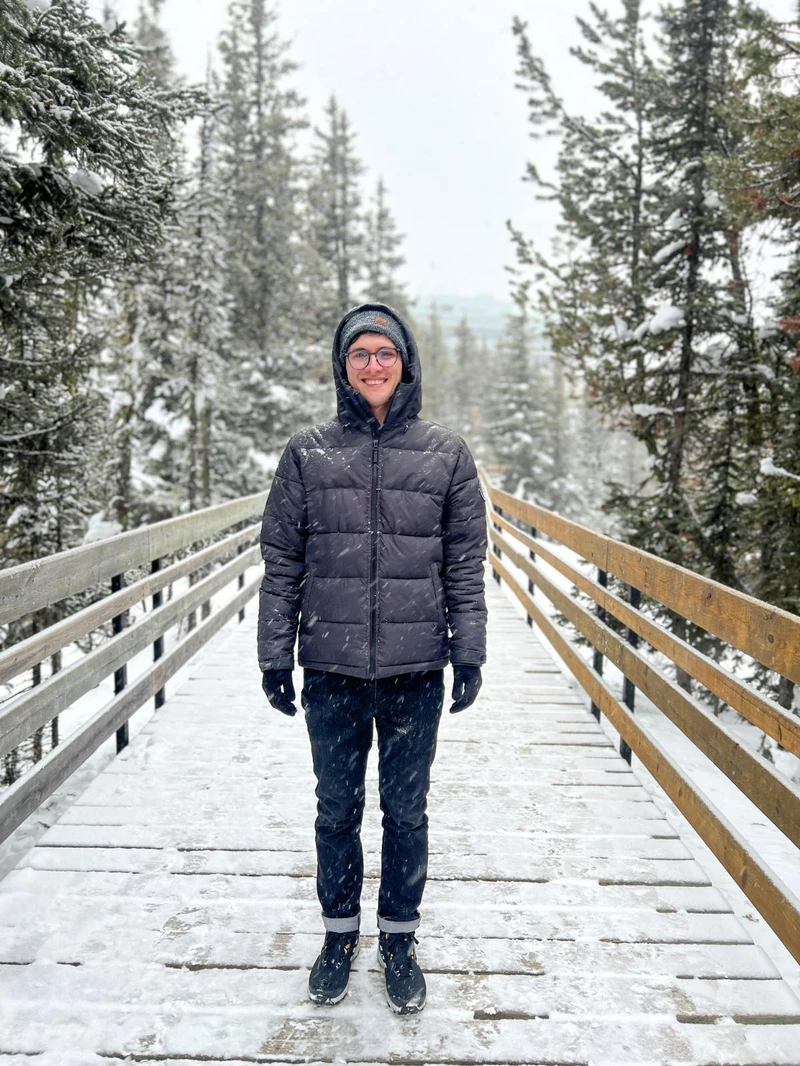 6735d16607abe A wintery walk along the summit of Sulphur Mountain up Banff Gondola