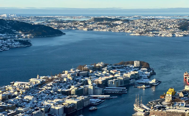 Fjords and Mountains Ski Safari - Fjords Picture - Duncan Moss
