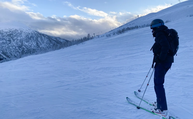 Kerry Shaw in Myrkdalen - Skiing