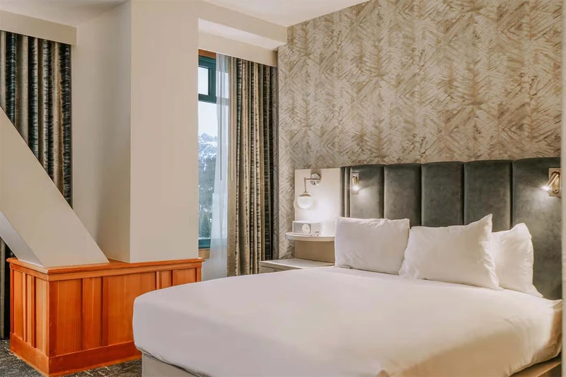 67b4d0f10120a Summit at Big Sky Suite Bedroom Boyne Resorts