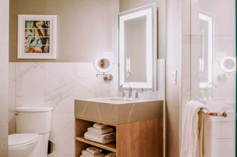 67b4d0f164e43 Summit at Big Sky Suite Bathroom Boyne Resorts