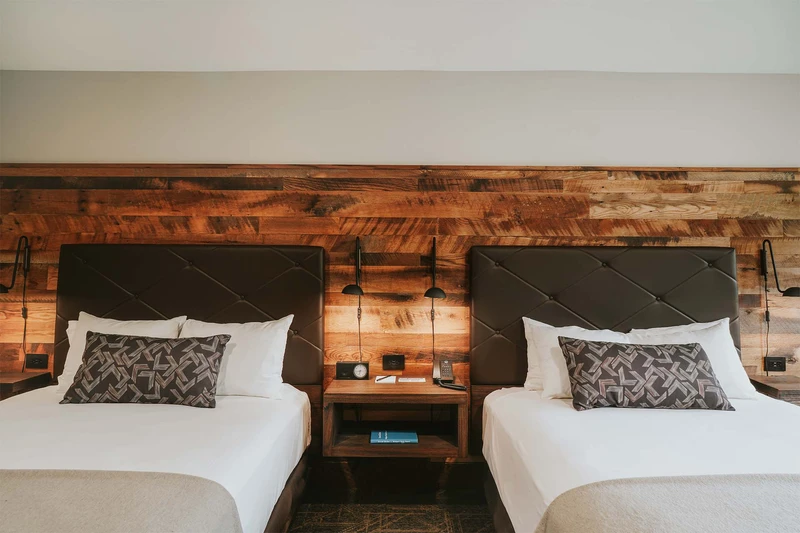 67b5d2f9ab2ba Huntley Lodge Twin Beds Boyne Resorts