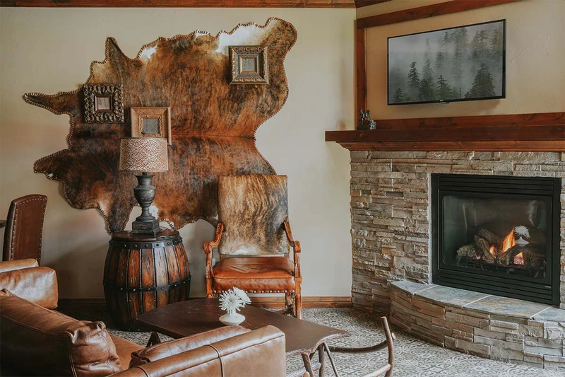 67b5f33d20a1d Village Centre Big Sky One Bedroom Fireplace Boyne Resorts