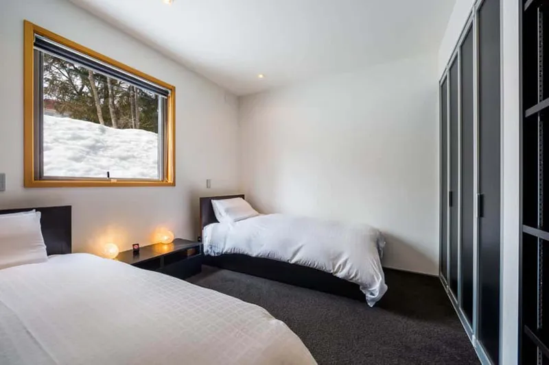 67c043af3a25b Phoenix Apartments 2 Bedroom Twin Room