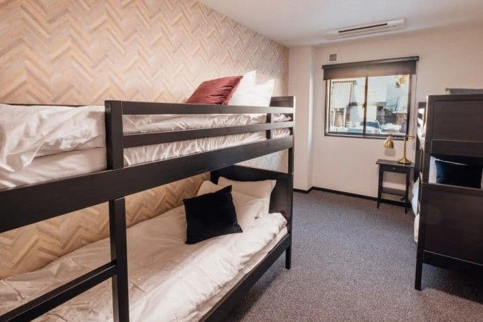 67c06af3ece07 Happo Apartments bunks
