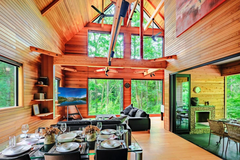 67c1db98e1754 Phoenix Chalets Four Bedroom Chalet Living Area