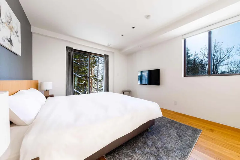 67c1e7735552d ROKA Luxury Apartments 3 bedroom king