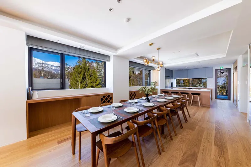 67c1ea5ae5cd6 ROKA Luxury Apartments 5 bedroom dining