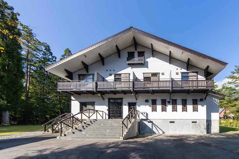 67c6f8e8485e9 Hakuba Chalet Selection The Castle 8 Bedroom Exterior