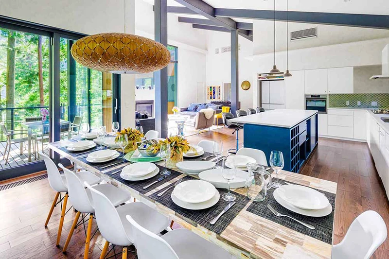 67c829457124a Hakuba Chalets Amo 54 4 Bedroom dining kitchen