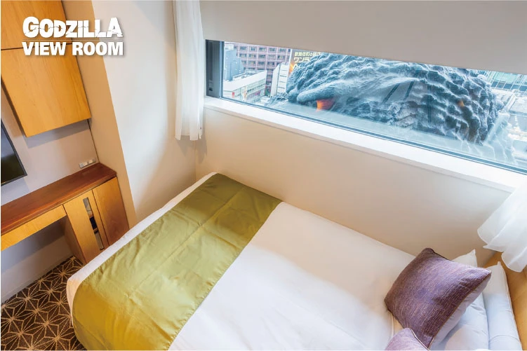 67cac1d393d37 Hotel Gracery Shinjuku Godzilla Room View