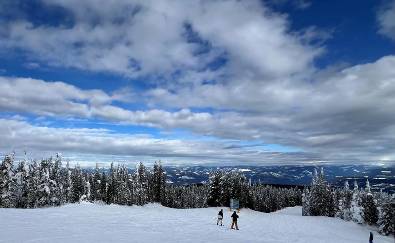 Mary Jones Panoramic Shot in Silver Star