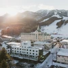 Hotel Naturwald Furano - Drone View © Pete Elliot