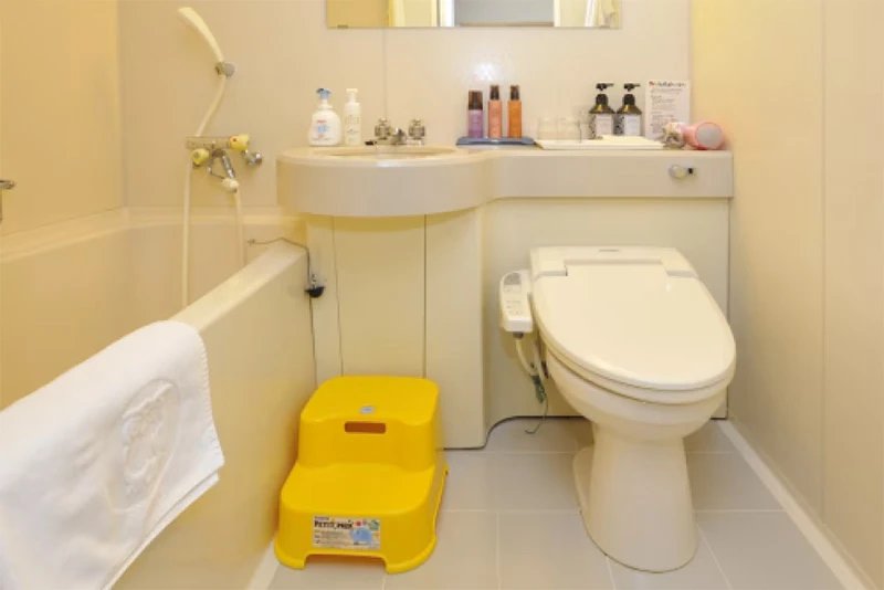 67daccfd86a4d Family Room Bathroom Naturwald Hotel