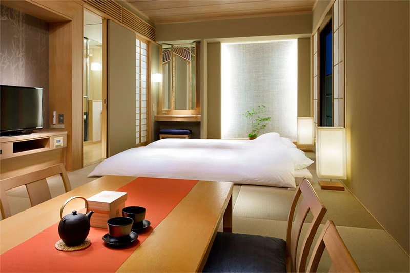 67dd9b03e2f7f Japanese style room futon RIHGA Royal Hotel Kyoto