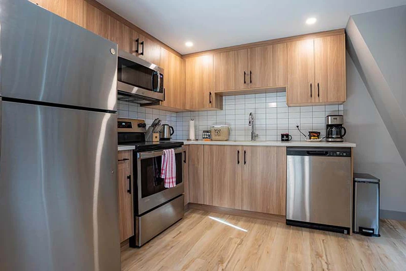 67f54d8087d4b Basecamp Banff Suites Three Bedroom Apartment Kitchen