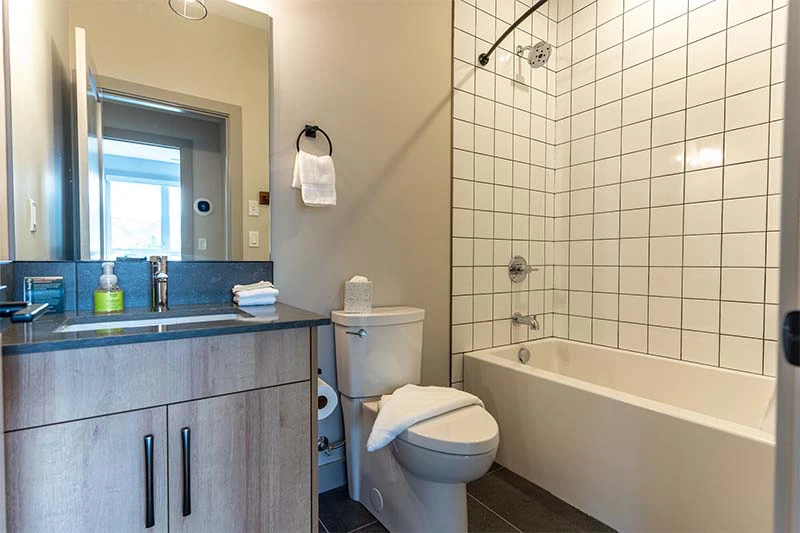 67fa503d90991 Basecamp Suites Revelstoke Two Bedroom Suite Bathroom