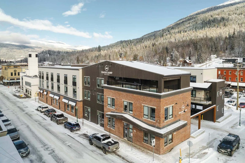 67fa67002131e Basecamp Suites Revelstoke Aerial View Winter Basecamp Resorts