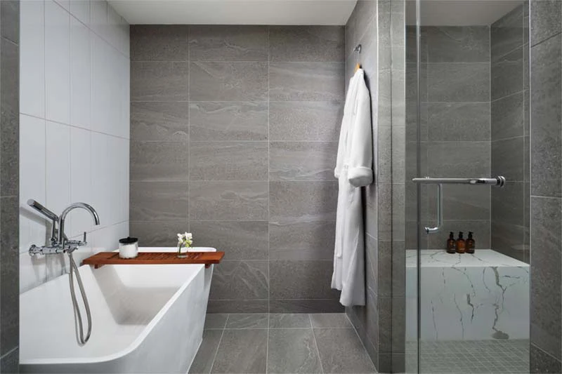 6819ed290258e Hotel Alpenrock Breckenridge Jr Bathroom Hotel PORT