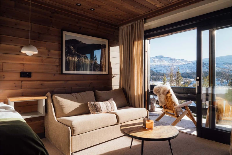 682c70e13131d Gaustablikk Fjellresort Junior suite with balcony views Gausta