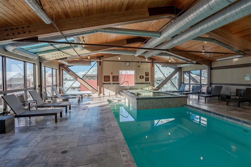 49er Inn & Suites - Pool and Hot Tub