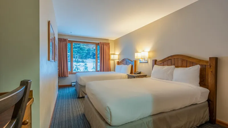 685172018855c Cahilty Lodge Hotel Room Bear Country Property Management