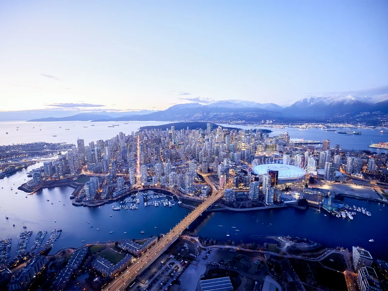 Vancouver landscape and winter sunset © Destination Vancouver