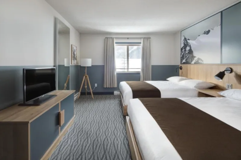 68ee4fc53b6ba The Approch Glades Room 2025