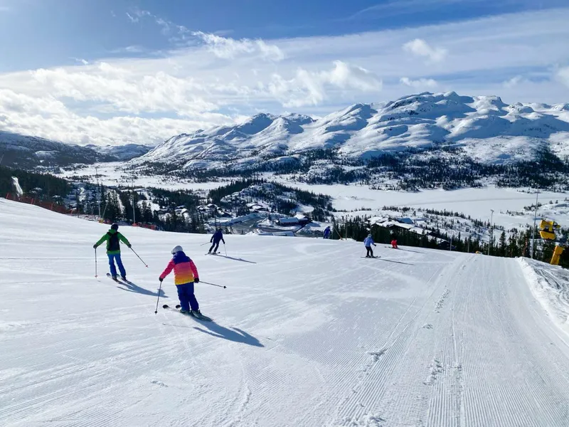 68f8c5b030850tony clipstone hemsedal