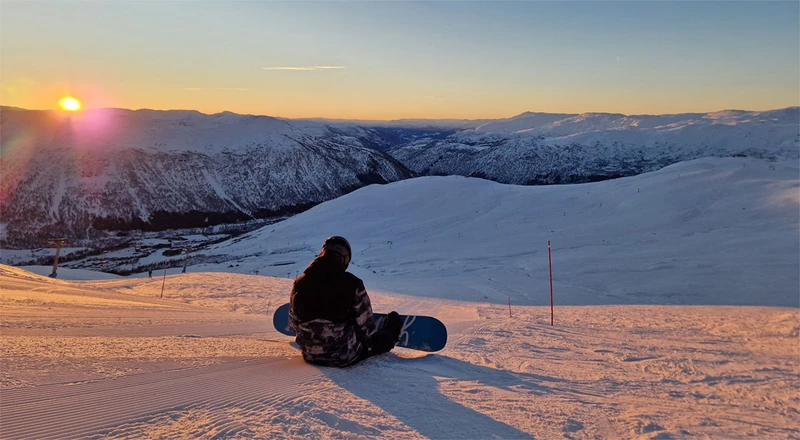 68ff6bcf758b3 Sunset view Myrkdalen Norway early Jan 2024 Ian Ellis