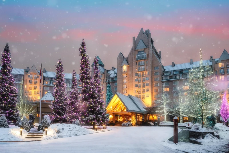 Fairmont Whistler Chateau Exterior