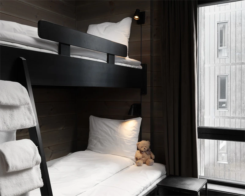 Grand Master Suite Bedroom 2 Riddergaarden Mountain Lodge