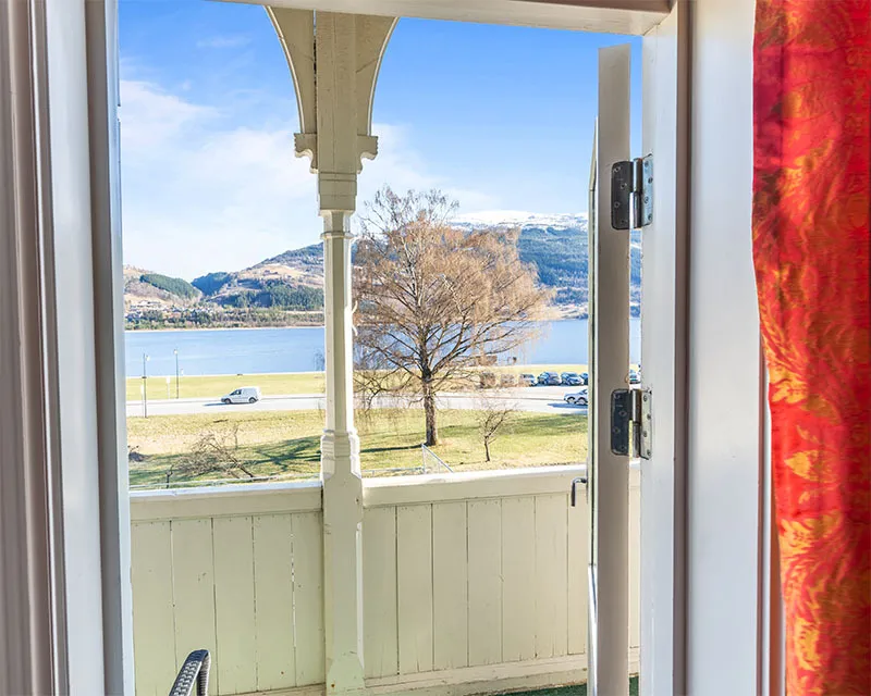 Historic Lake View Room balcony Fleischers Hotel