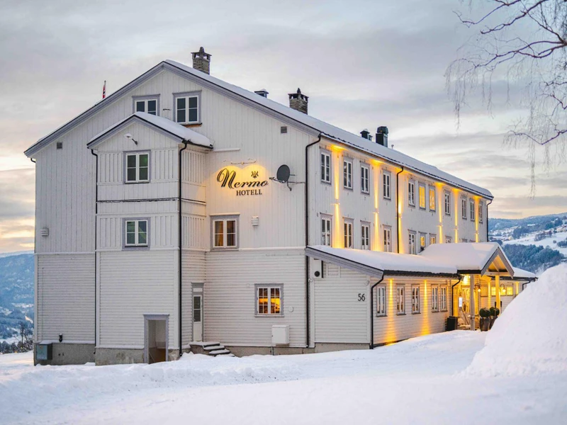 Nermo Hotel Winter Exterior