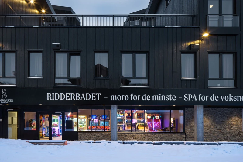 Entrance to Ridderbadet arcade, pool and spa