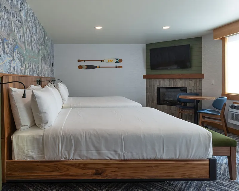 Superior Suite Beds Hotel Canoe and Suites