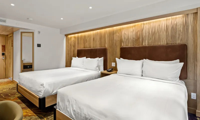 The Otter Hotel Room 2 Queen Beds