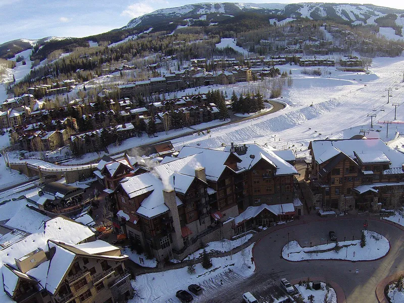 Crestwood Exterior Sky