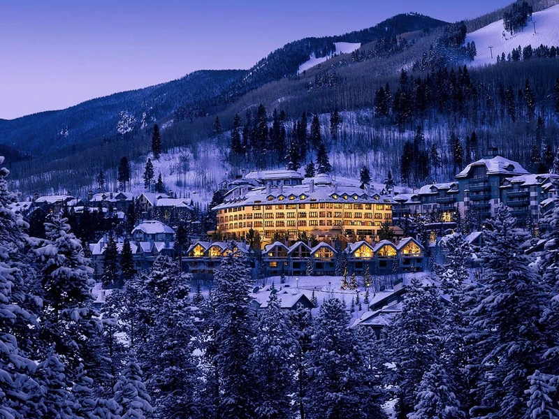 The Pines Lodge Exterior