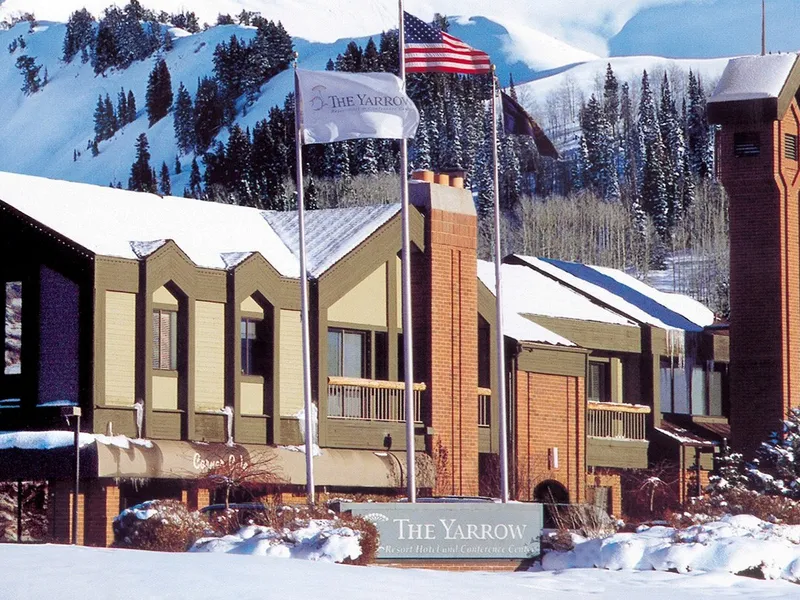 The Yarrow – DoubleTree by Hilton Exterior