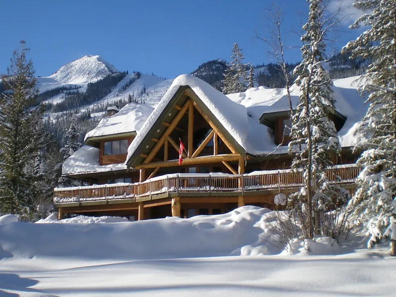 Vagabond Lodge Exterior