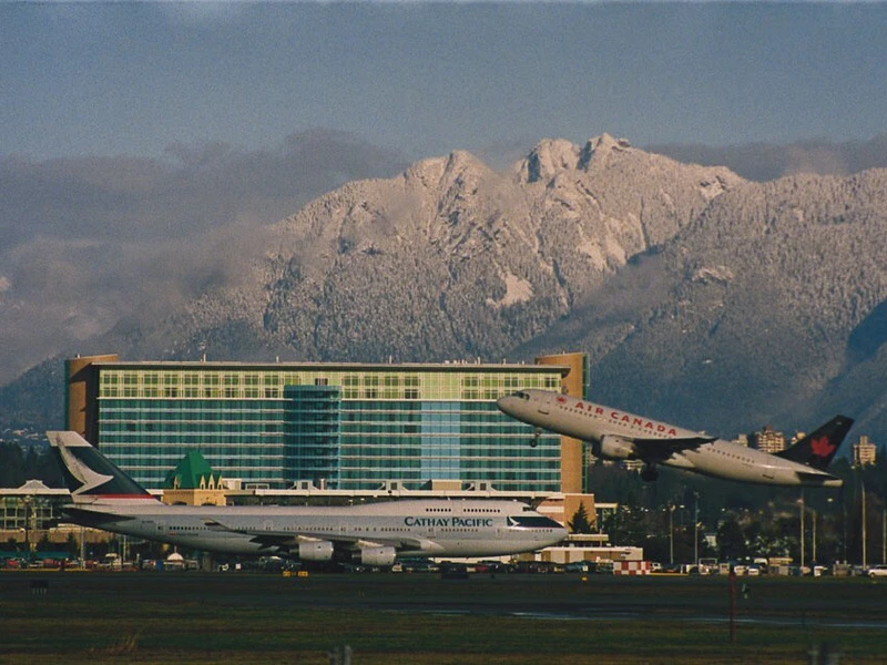Fairmont Vancouver Airport Exterior