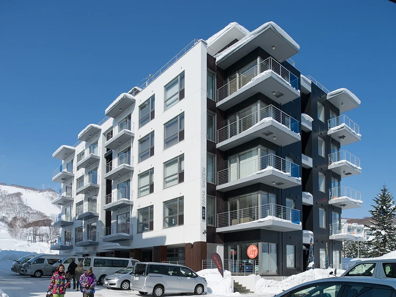 Yama Shizen Exterior