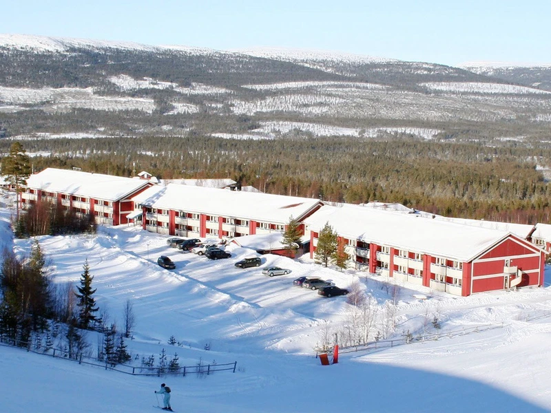 Stöten Mitt - Exterior